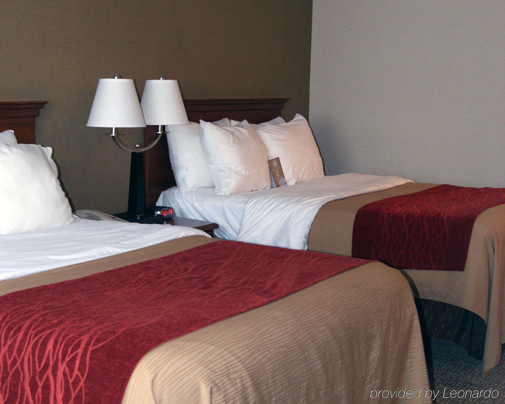 Quality Inn Parkersburg North-Vienna Exterior foto