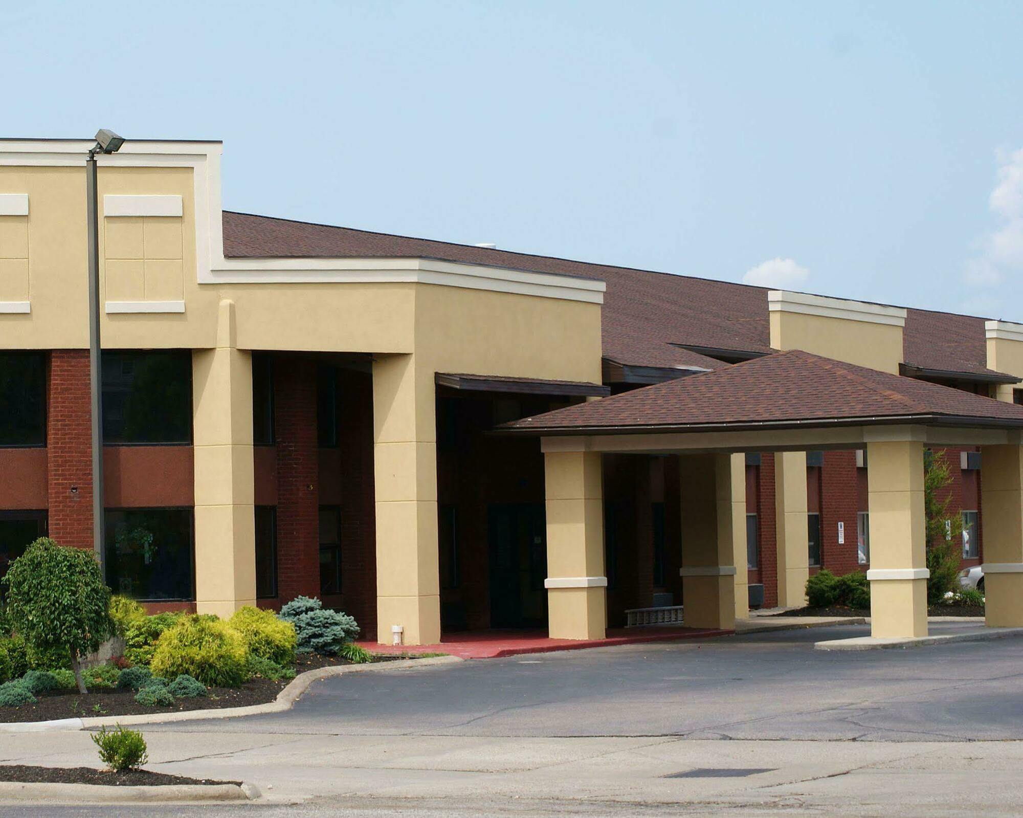 Quality Inn Parkersburg North-Vienna Exterior foto